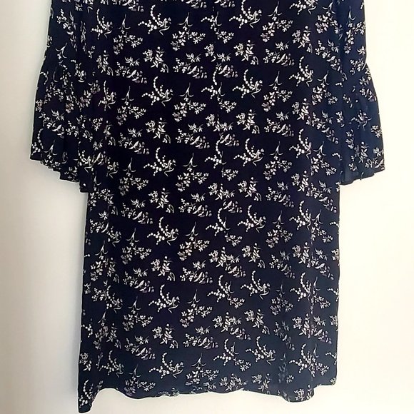 Ditzy Floral Tunic Dress Ruffled Bell Sleeves Office Boho Flowy Grannycore - Picture 2 of 4